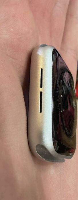 Apple Watch SE 44mm GPS – с кутия – Отлично състояние