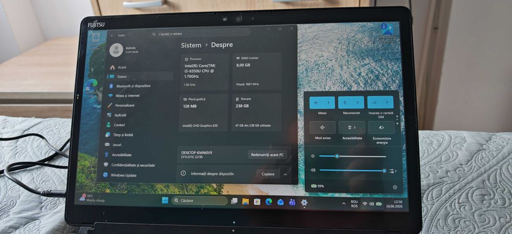 Tabletă Windows / Laptop Ecran Tactil 13.3" Fujitsu Stylistic Q738 i5-8350 8Gb ram 256Gb SSD , windows 11, japan
