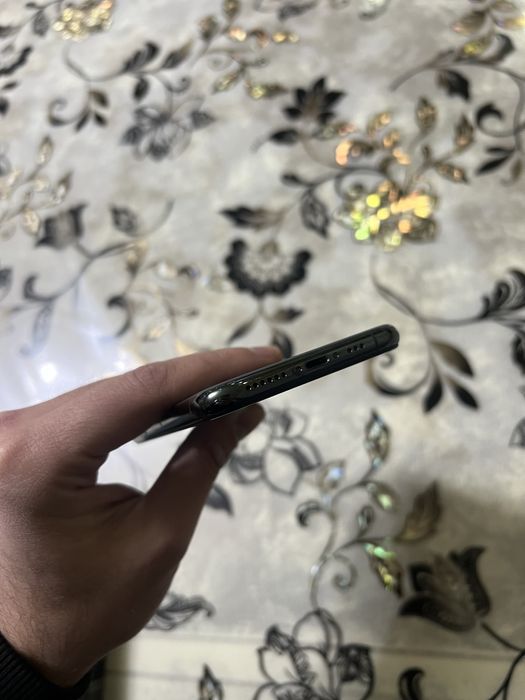 Продам IPhone 11 pro 256gb