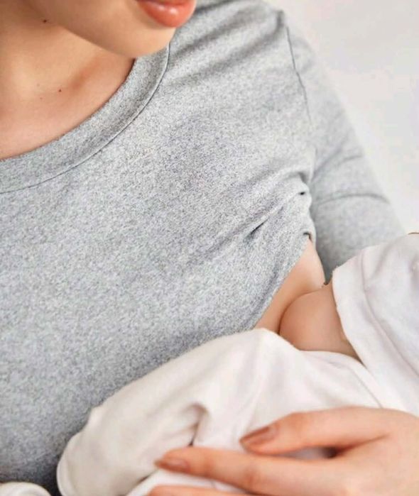 Нощница за кърмачки и рокля за ежедневна употреба