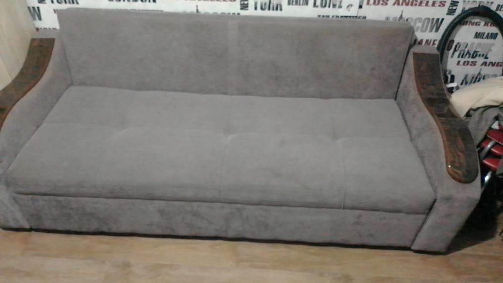 продам угловой диван