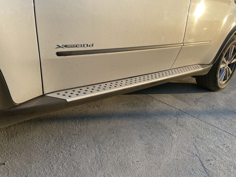 Bara fata capota bmw e70 lci x5 facelift