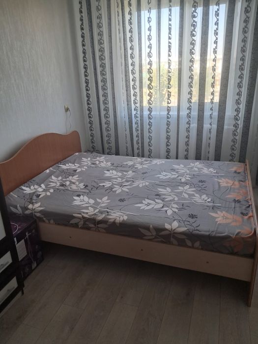 Продам двухспальную кровать