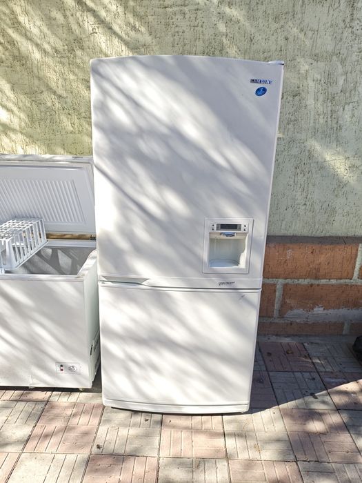 Холодильник Самсунг ноуфрост