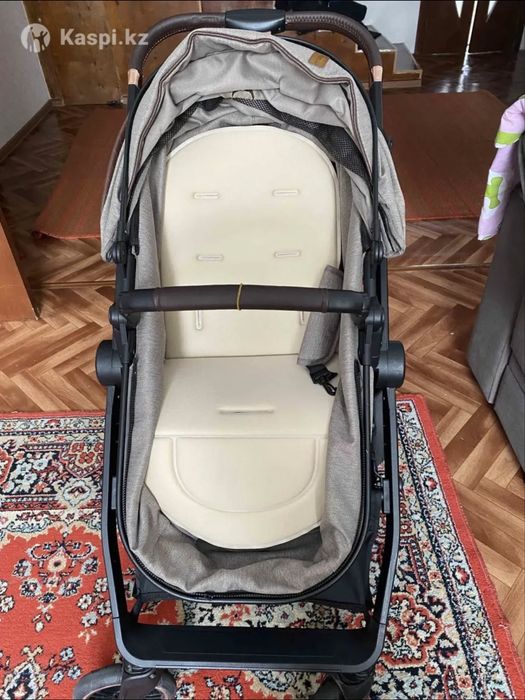 Продам коляску детскую