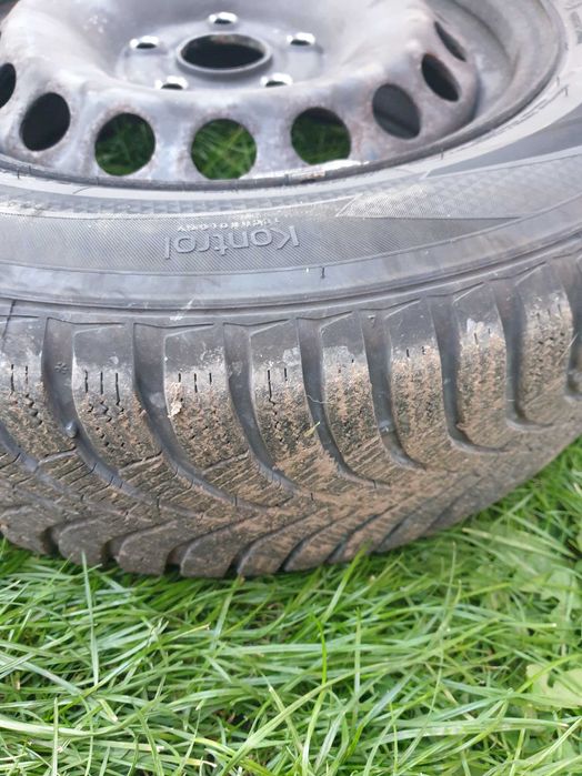Jante gof 195/65/R15 cu cauciucuri aproape noi .