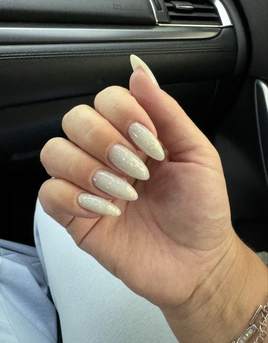 Маникюр, педикюр