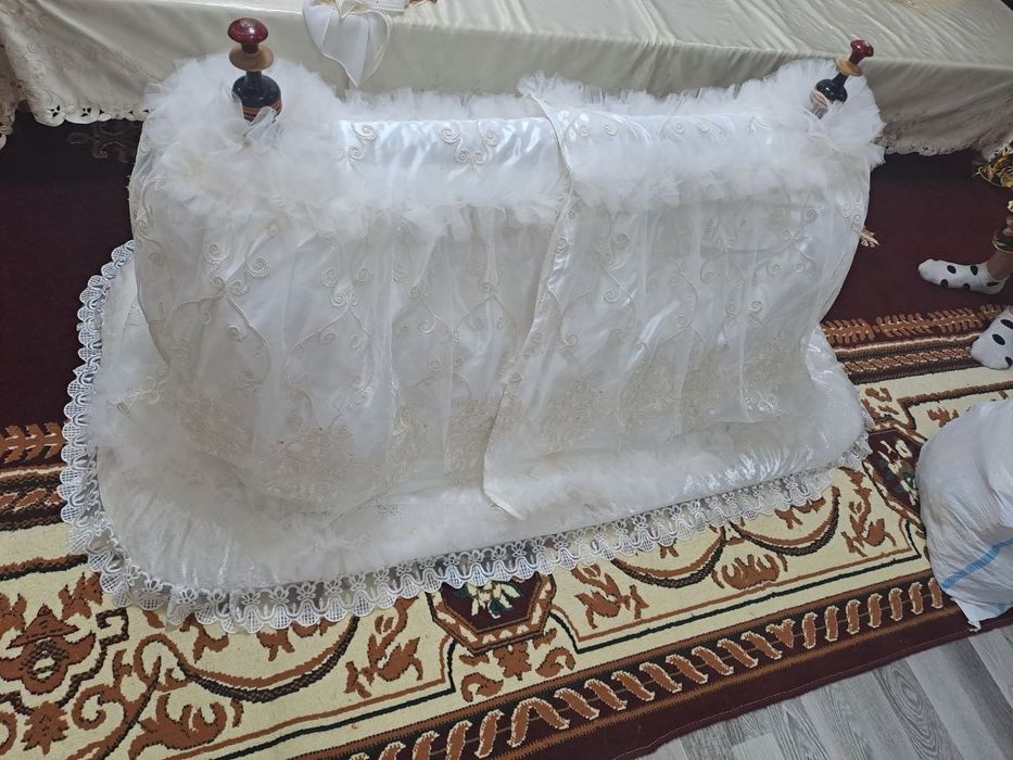 Beshik sotiladi yangi