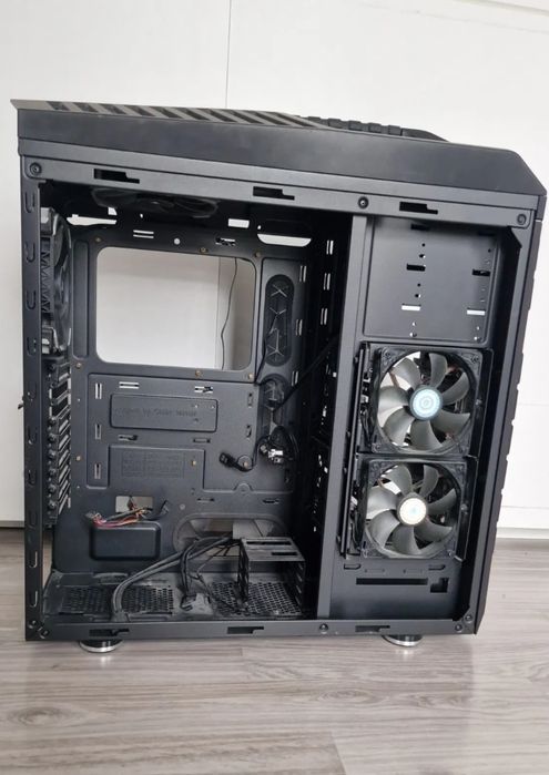 Carcasa Cooler Master Storm trooper Intel amd rtx corsair