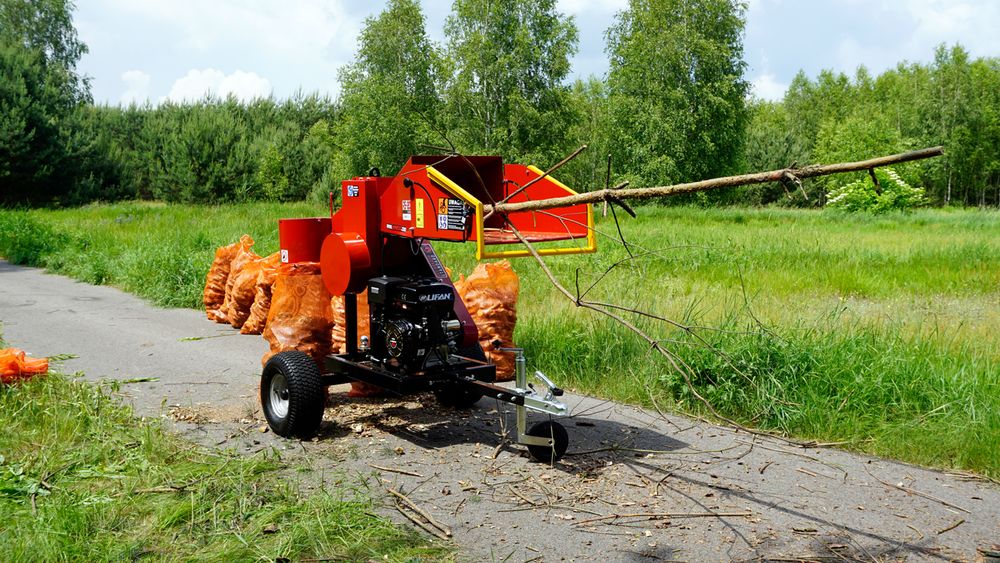 Tocător crengi RSO 120 sasiu off road