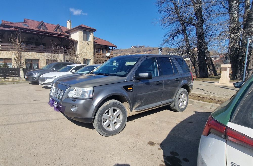 Land Rover Freelander 2 • 4x4 • Stare bună • Preț negociabil
Land Rove