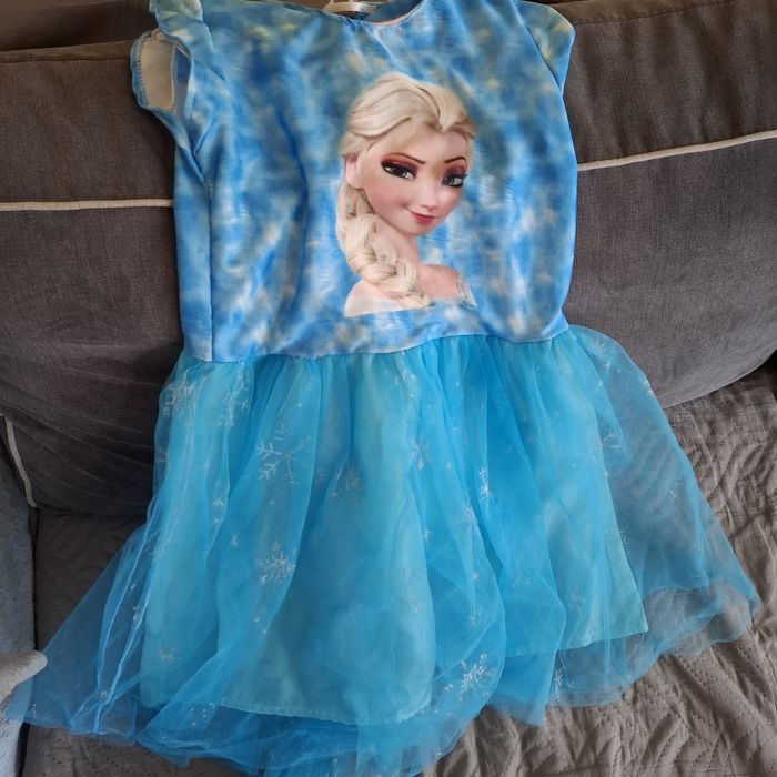 Рокля на Елза Замръзналото кралство