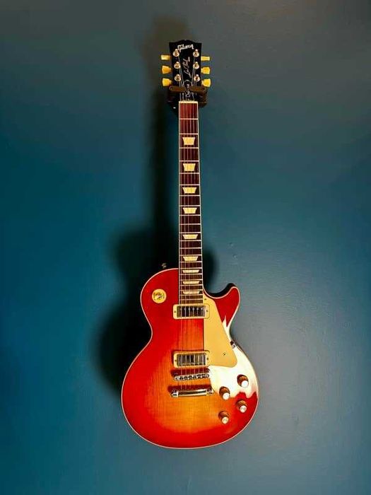 Китара Gibson Les Paul Deluxe 2021 Sunburst