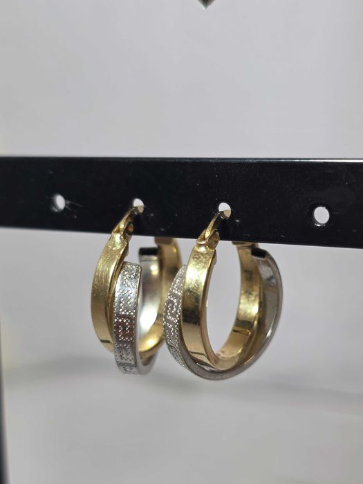 Cercei Bicolori din Aur 14K cu Design Elegant și Finisaj Texturat