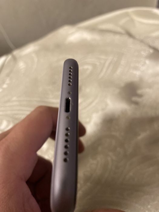 Айфон 11, 64 гб