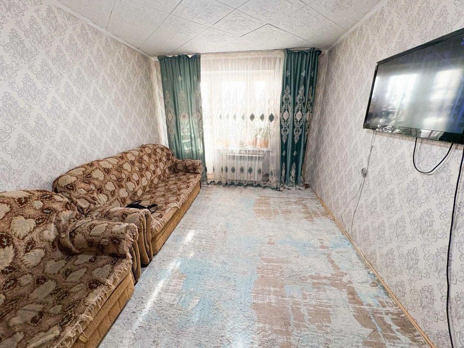 3 комнатная Желтоксан Екатерина Империя