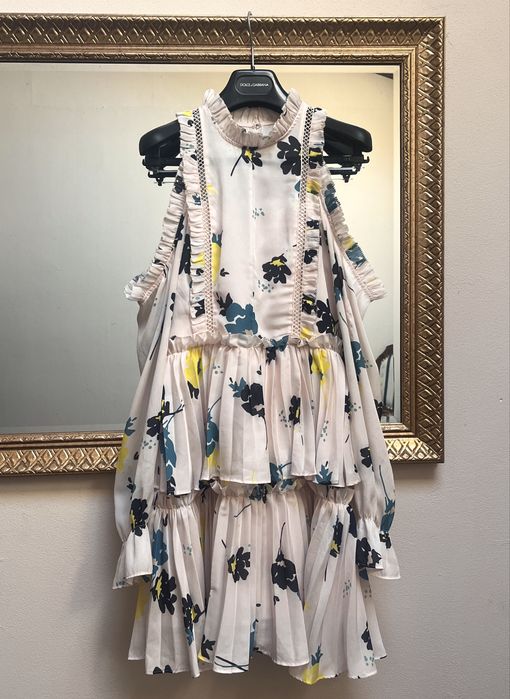 Self-Portrait, rochie căptușită, super fluidă, roz pal cu motiv floral
