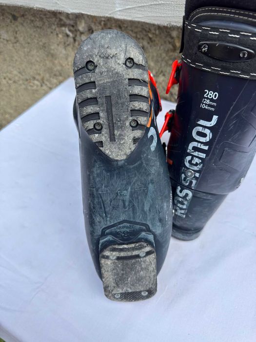 Clapari ski schi Rossignol Speed Eur:43 Mondo:28 Flex:90 last:104