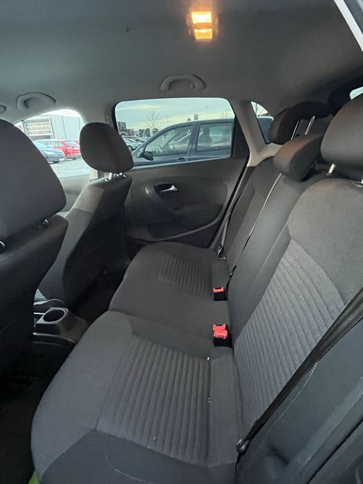 VOLKSWAGEN Polo 2011 — imagine 2