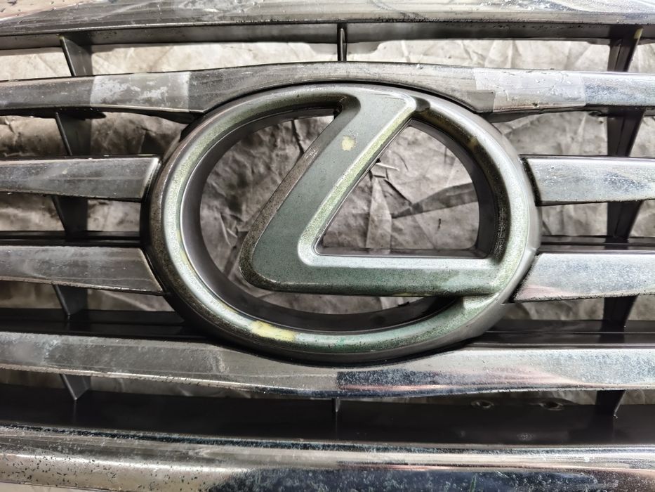Решетка на Lexus LX 470 рестайлинг