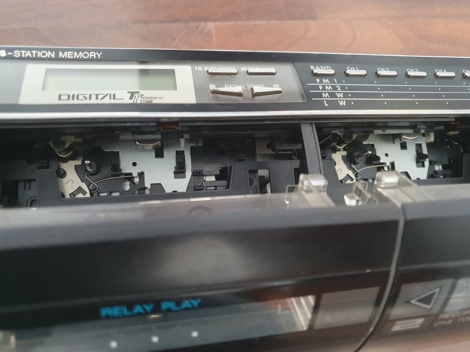 Vand boombox panasonic.dublu casetă.