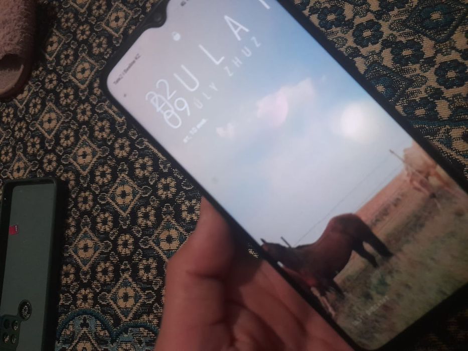 телефон Oppo 15 s