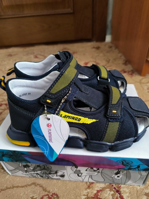 Сандалии детские