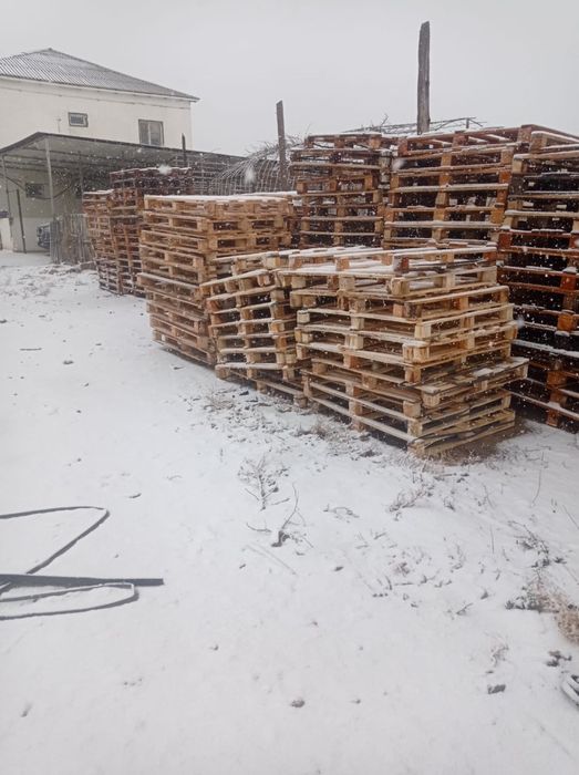 Поддоны 400тг 350тг