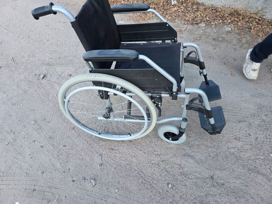 Инвалидная коляска