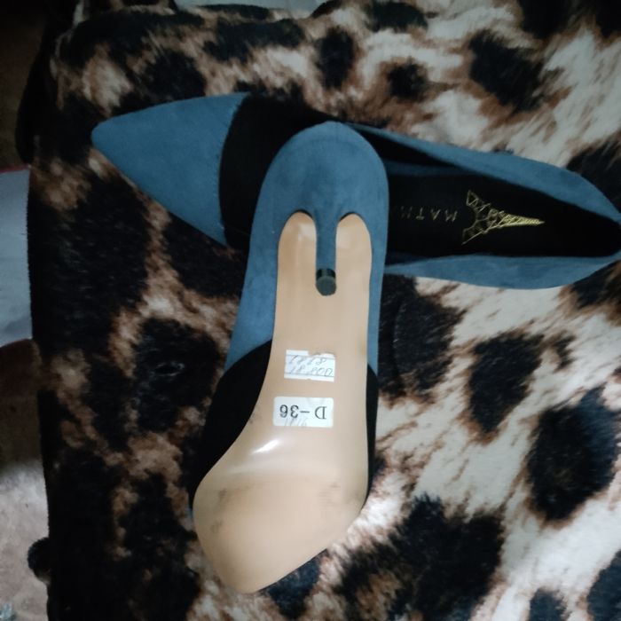 Продается обувь, срочно