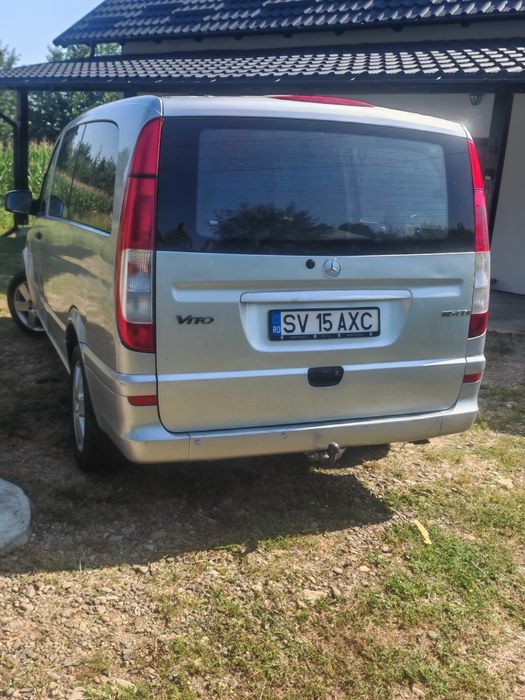 Vând Mercedes vito 2200