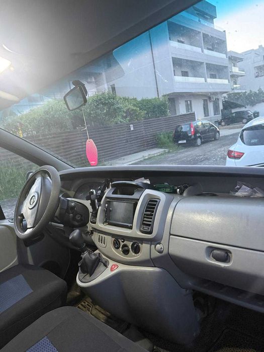 Opel vivaro/renault trafic