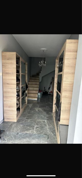 продавам къща цяла изолирана