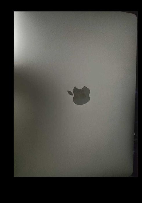 Mackbook pro, начало 2020года,