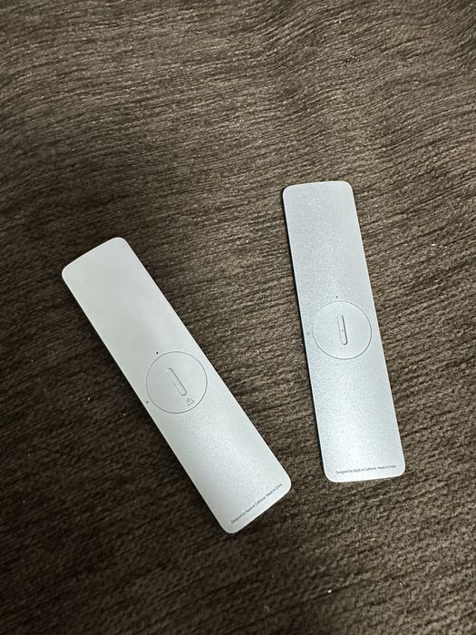 Telecomanda Apple TV originala aluminiu