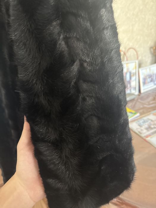 Продаёться Нутоновая шуба