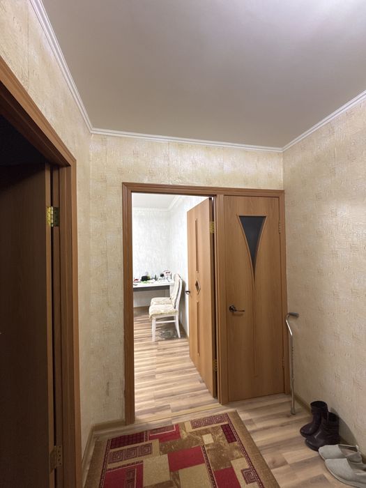 Продам  2-х комнатную квартиру  11-7