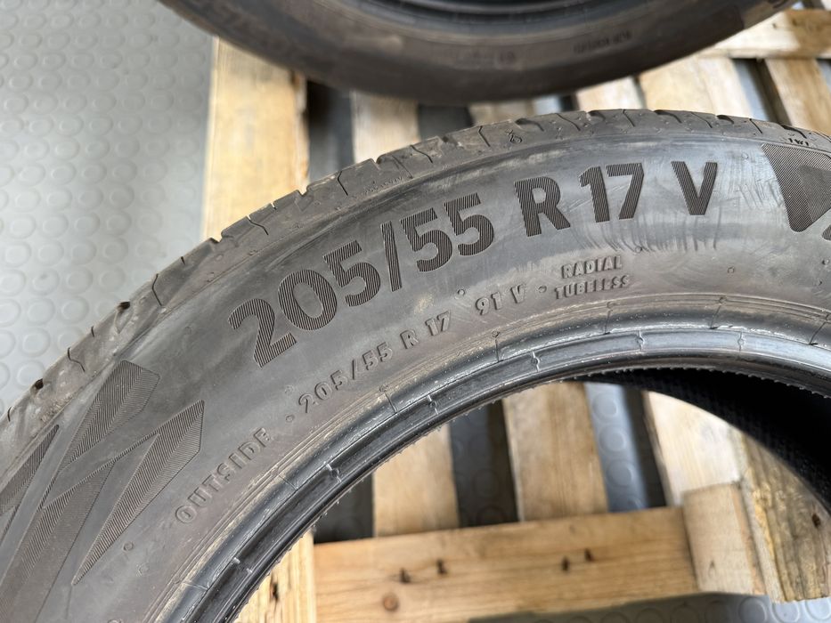 4бр. ОТЛИЧНИ Летни Гуми С Борд 205/55R/17 -CONTINENTAL- DOT:2723- 6.5мм.