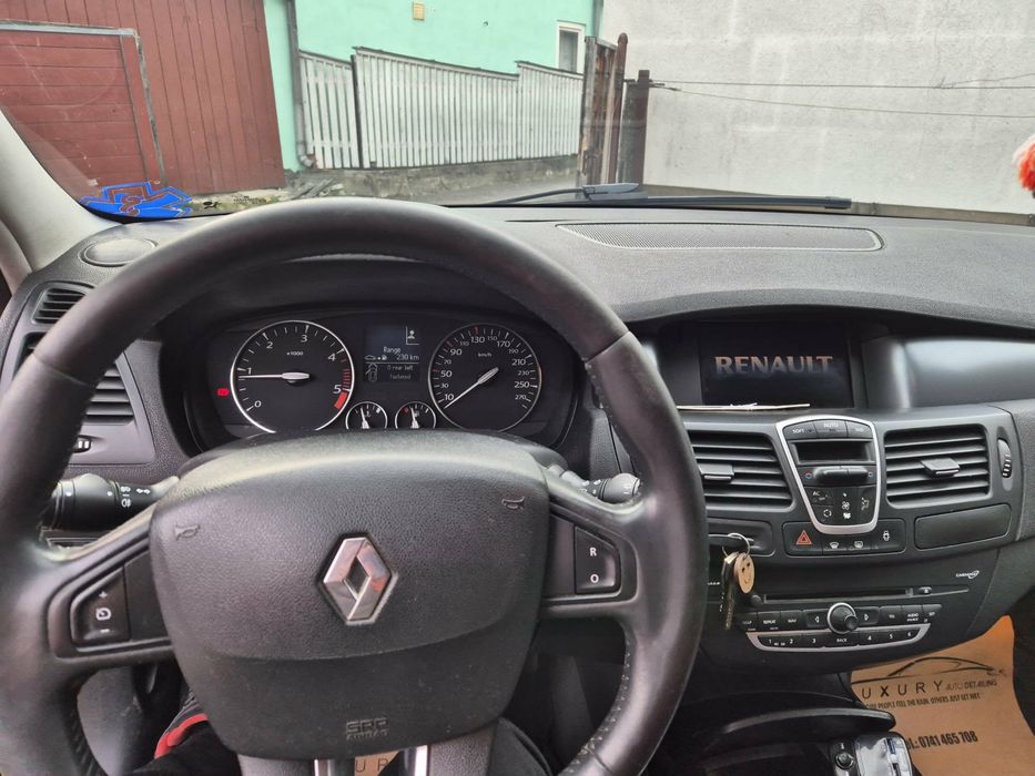 Renault Laguna. motor 2L. an 2009