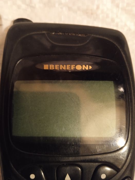 Ретро телефон за колекция .