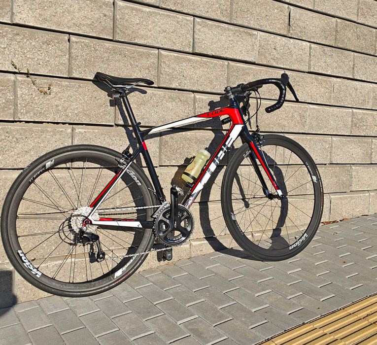 Cube Attain Carbon