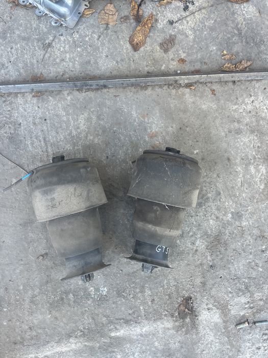 Възглавници бмв ф11 ф07 гт5 bmw f11 f07 gt5 въздушно