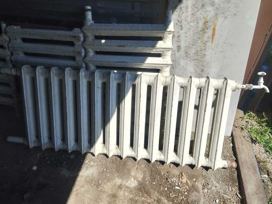 Продам батареи и колосники