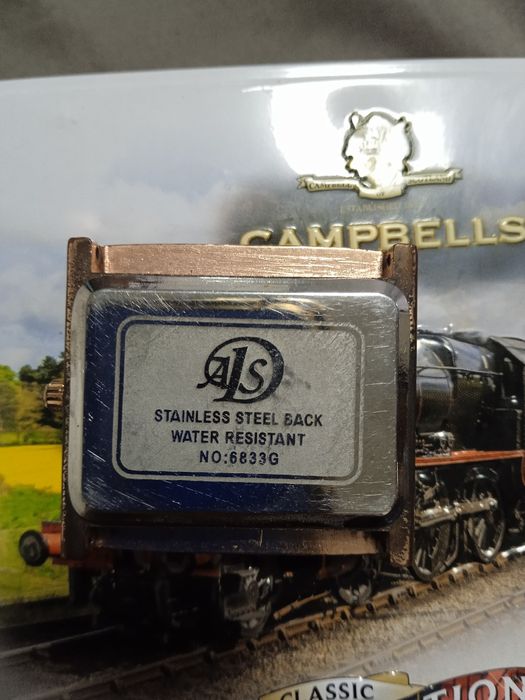 Продам часы женские