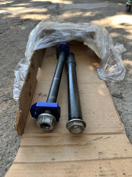 Предна и задна ос за KTM, Husqvarna, GasGas - EXC, SX, FE, FC