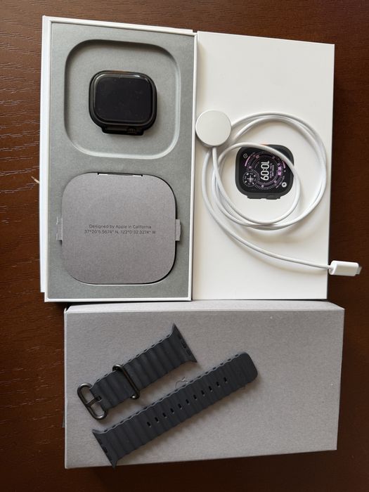 Apple watch ultta 49mm titanium&ceramic case