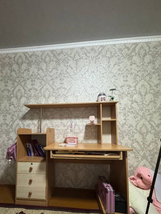 Письменный стол, компьютерный стол, состояние отличное.ВОТ фотки