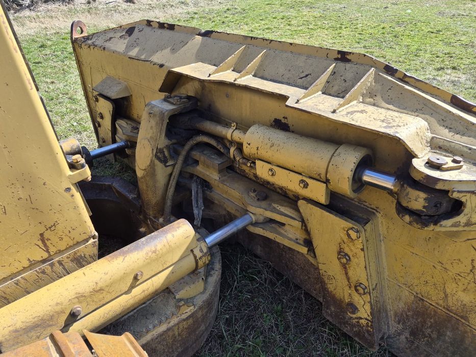 Vand buldozer cat d5