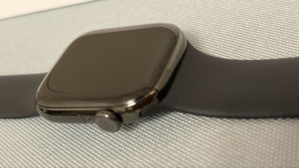 Apple Watch 10  GPS + Cell 42mm Slate Titan Black