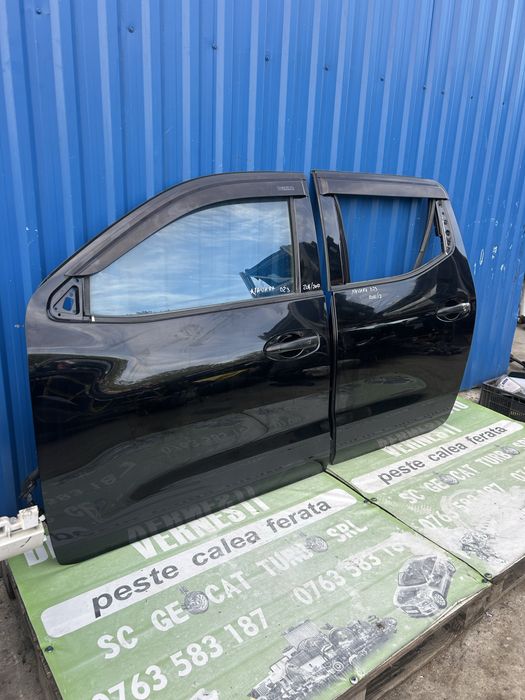 Ușă stânga față Nissan Navara D23 2017